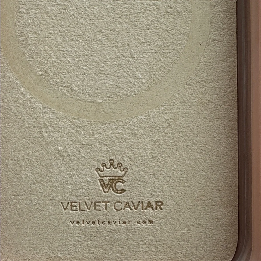 VELVET CAVIAR IPhone 15 Pro Case Mauve/Pink